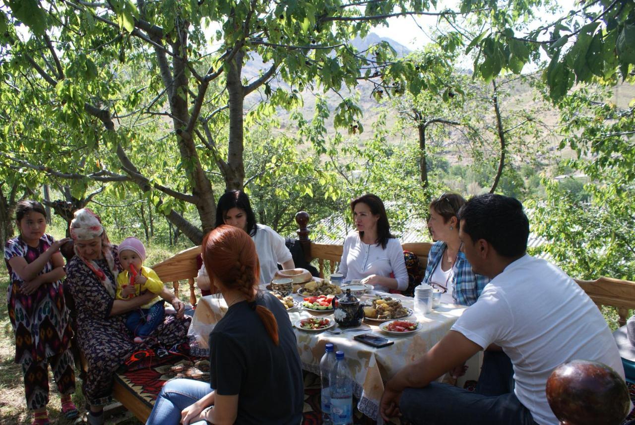Spring Family Guest House Tersak Kültér fotó