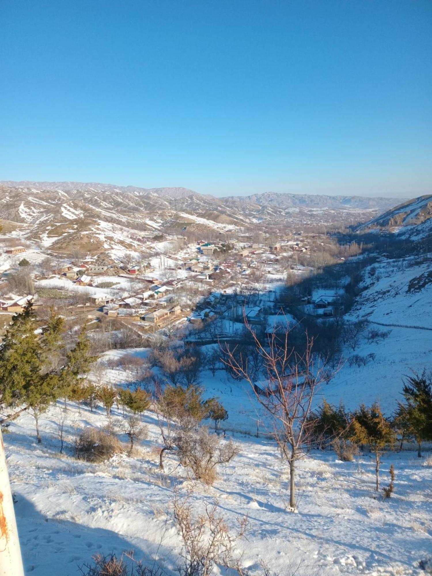 Spring Family Guest House Tersak Kültér fotó